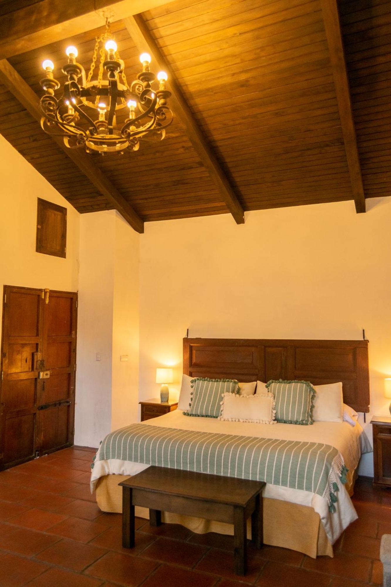 Hotel La Villa Serena アンティグア・グアテマラ 部屋 写真